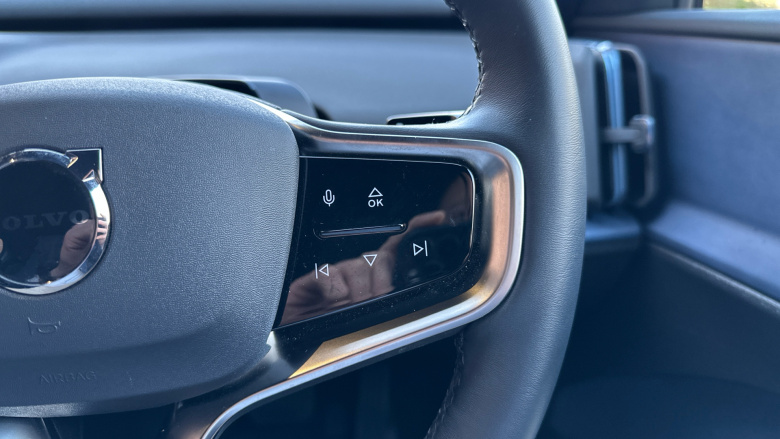 Volvo EX30 200kW SM Extended Range Plus 69kWh 5dr Auto Electric Estate